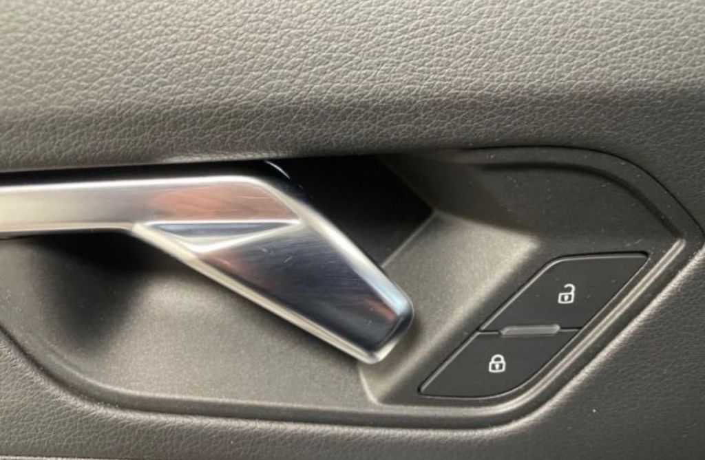 Audi Q3 2021