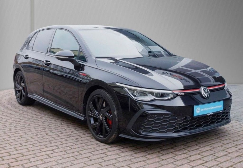 Volkswagen Golf 2024