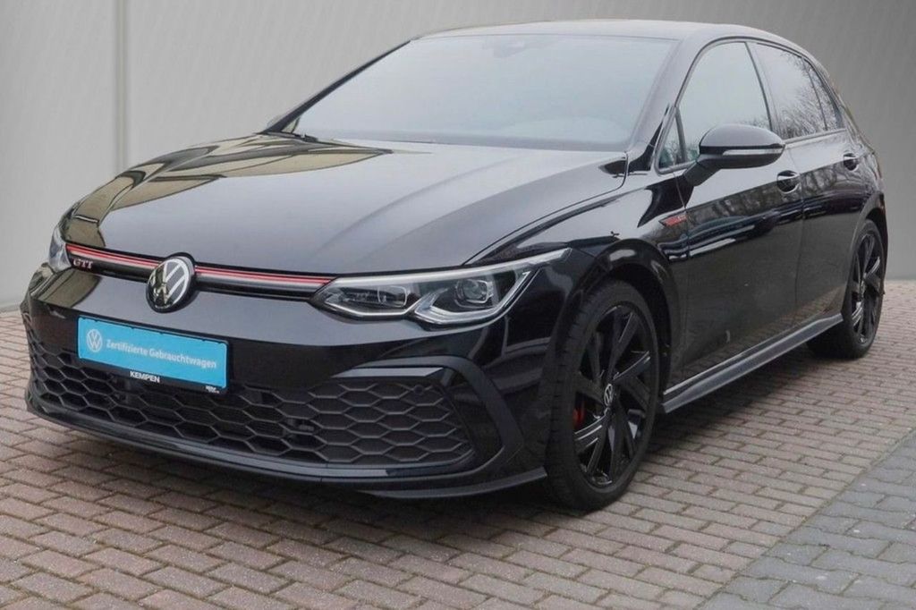 Volkswagen Golf 2024