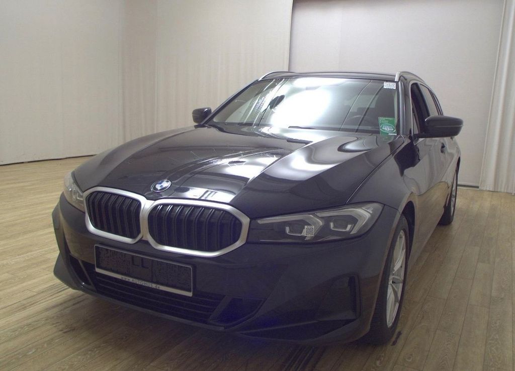 BMW 318 2023