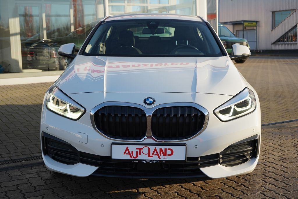 BMW 118 2022