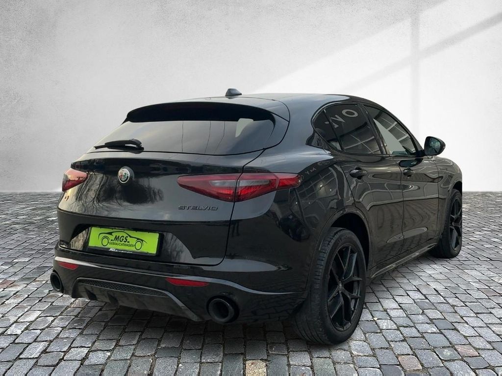 Alfa Romeo Stelvio 2021