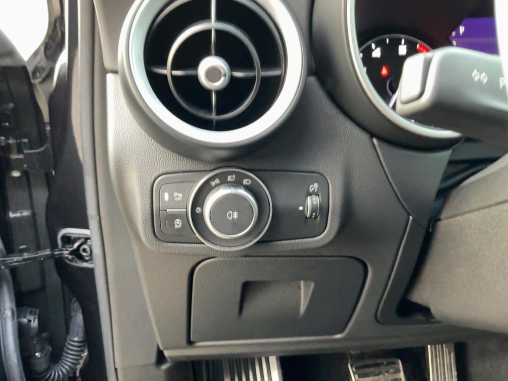 Alfa Romeo Stelvio 2021