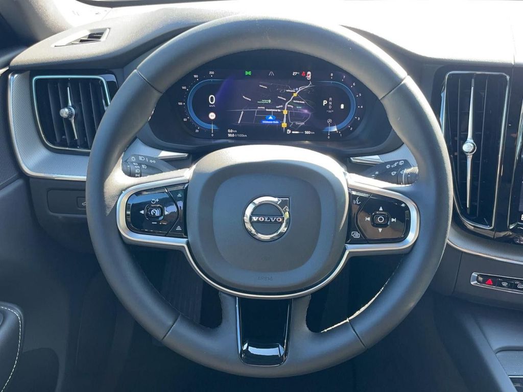Volvo XC60 2023