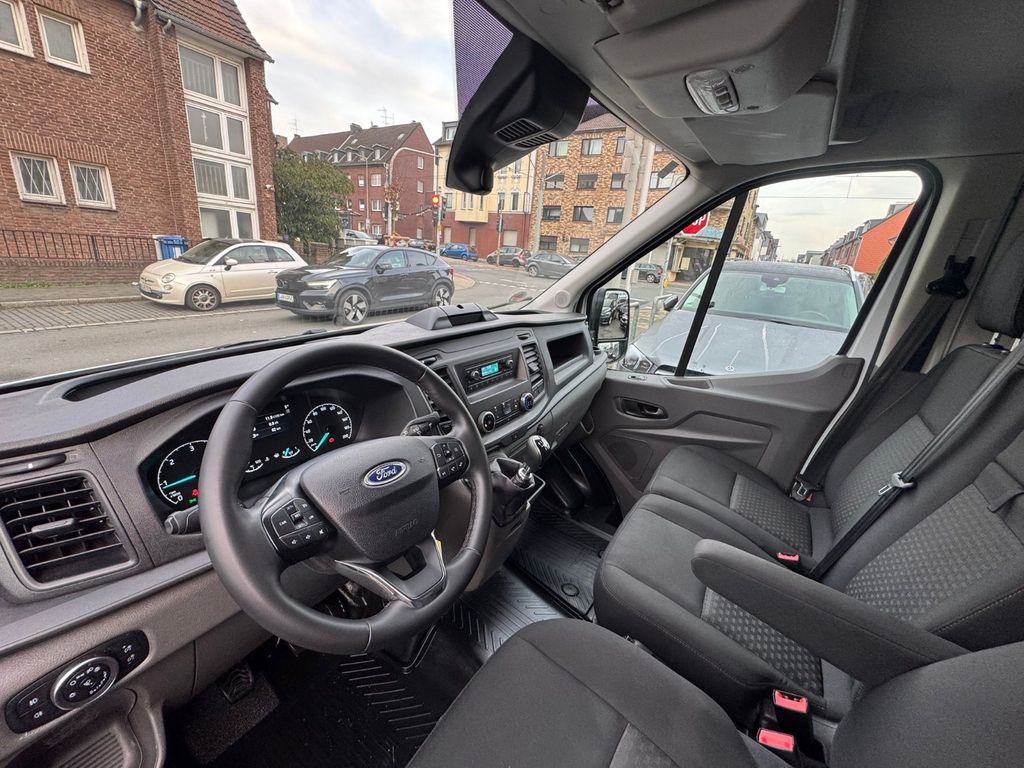 Ford Transit 2024