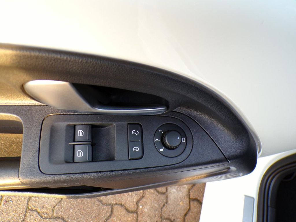 Volkswagen up! 2023