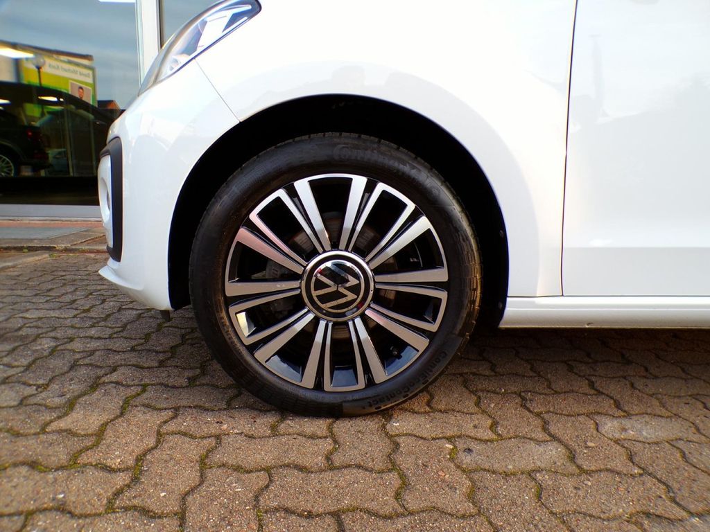 Volkswagen up! 2023