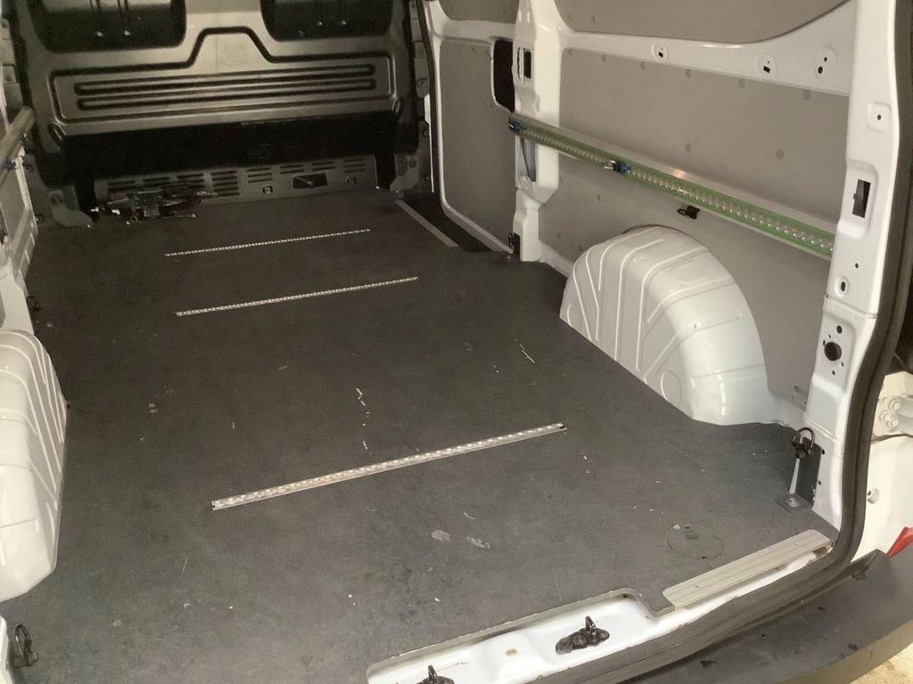 Ford Transit Custom 2024