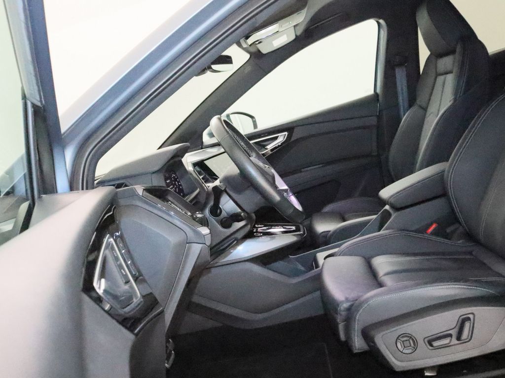 Audi Q4 e-tron 2021