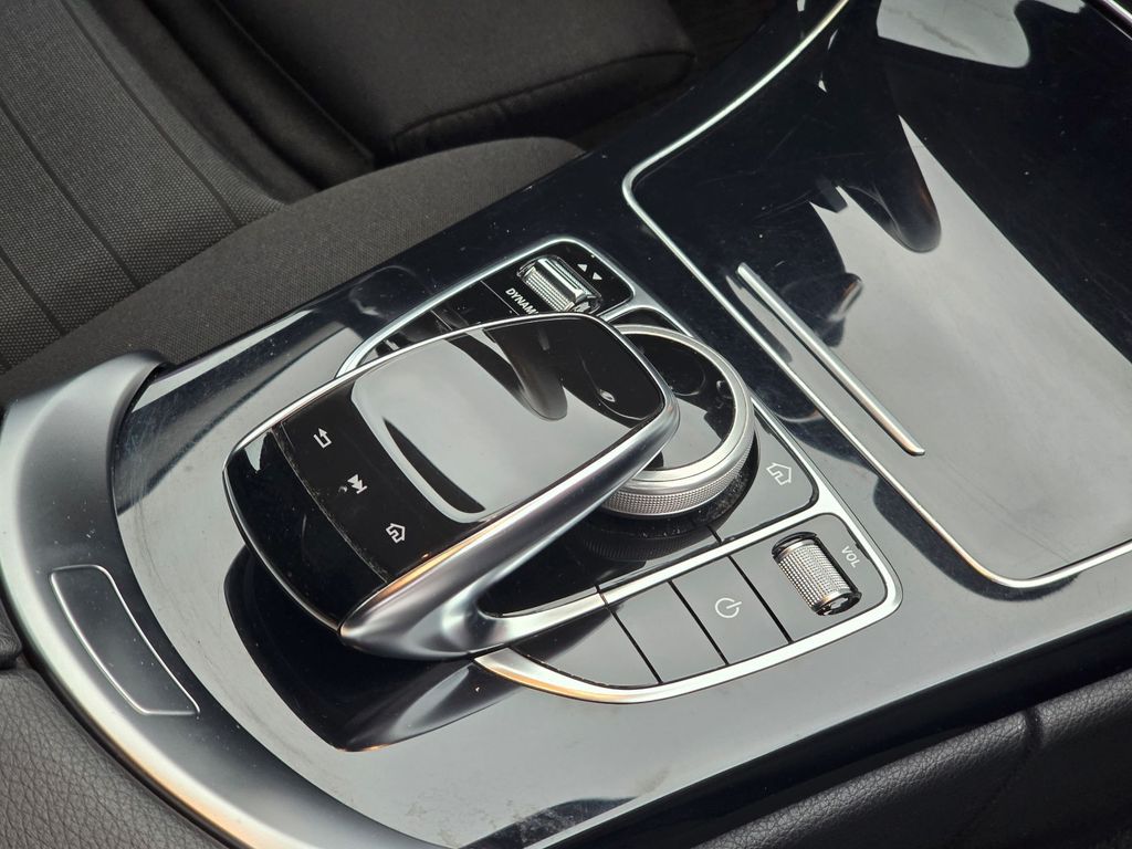 Mercedes-Benz C 180 2019