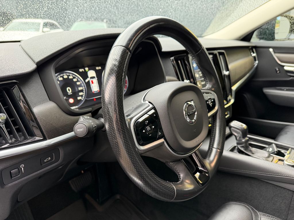 Volvo V90 Cross Country 2019