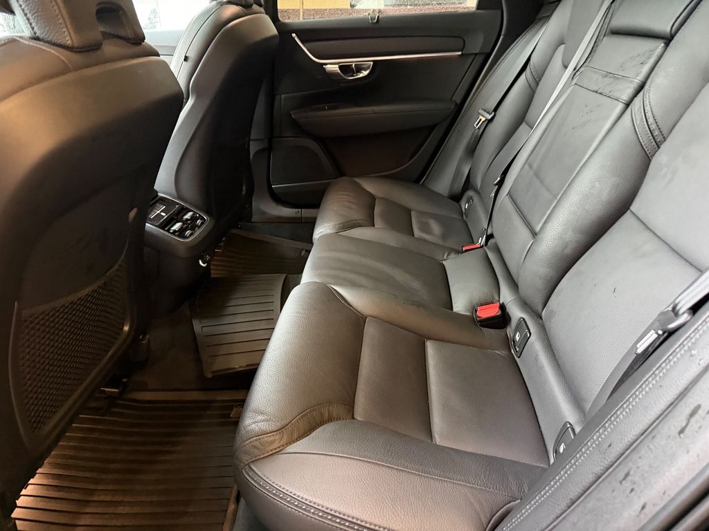 Volvo V90 Cross Country 2019