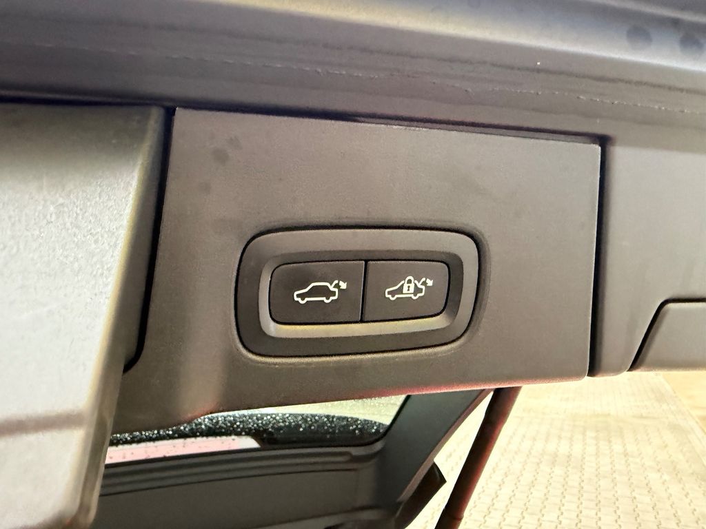 Volvo V90 Cross Country 2019