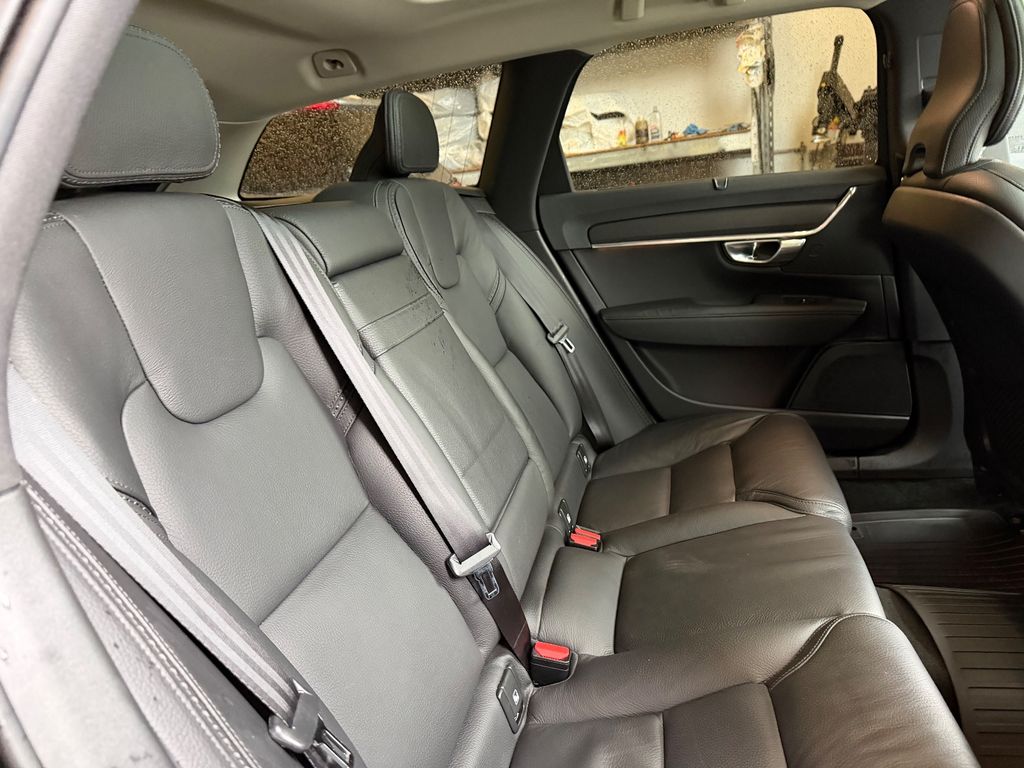 Volvo V90 Cross Country 2019