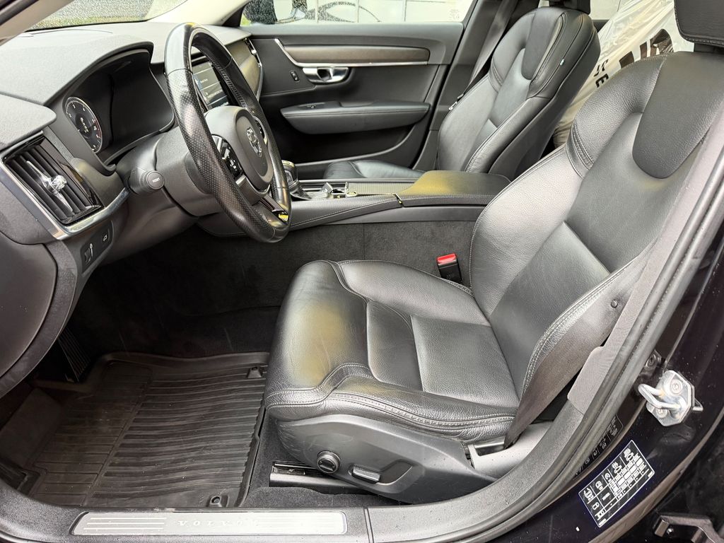 Volvo V90 Cross Country 2019