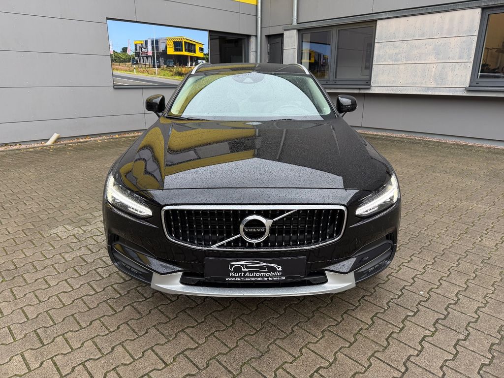 Volvo V90 Cross Country 2019