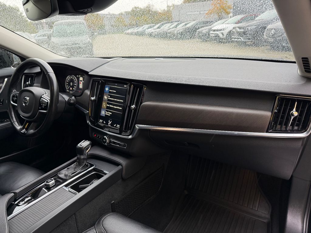 Volvo V90 Cross Country 2019