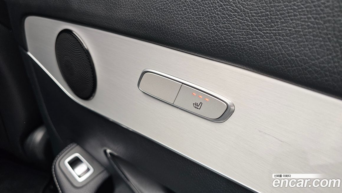 Mercedes-Benz GLC-Class 2020