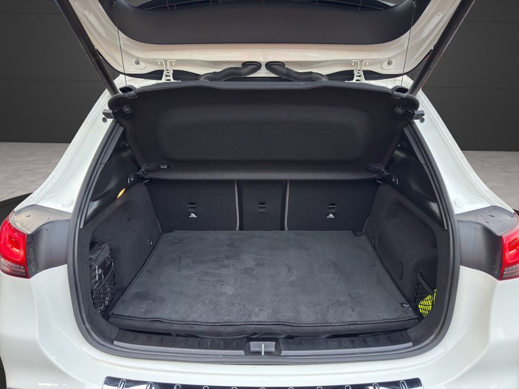 Mercedes-Benz EQA 2022