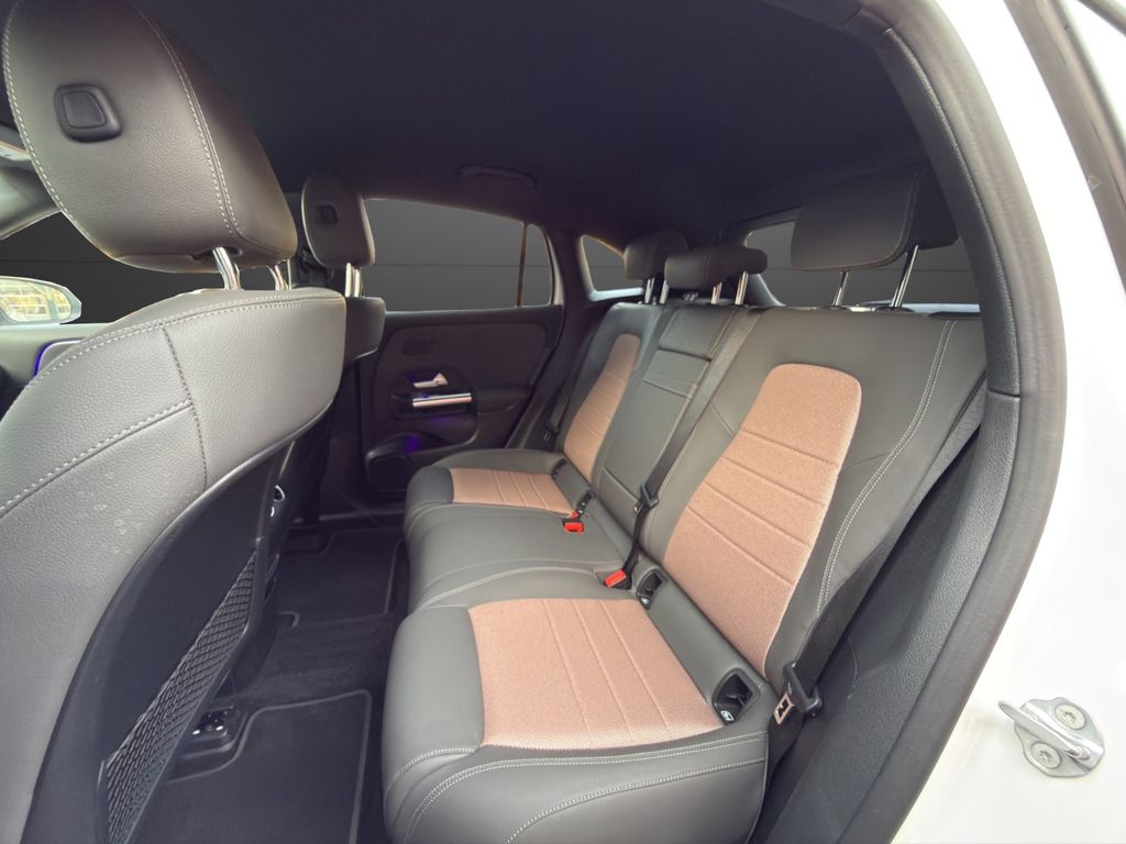 Mercedes-Benz EQA 2022