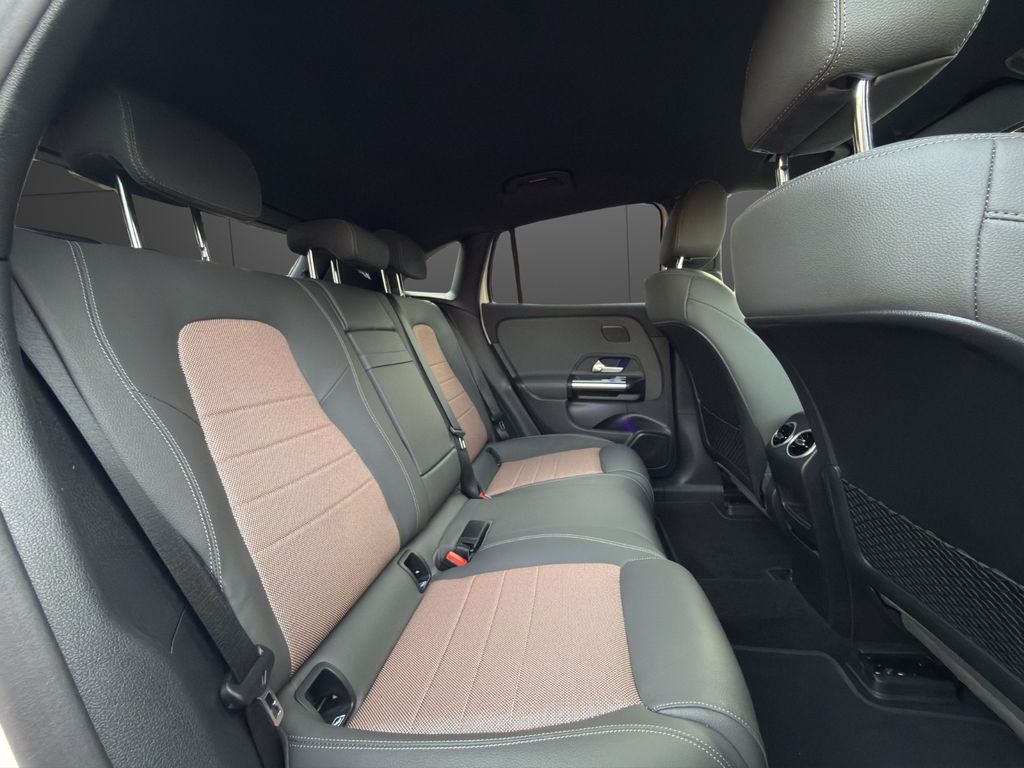 Mercedes-Benz EQA 2022