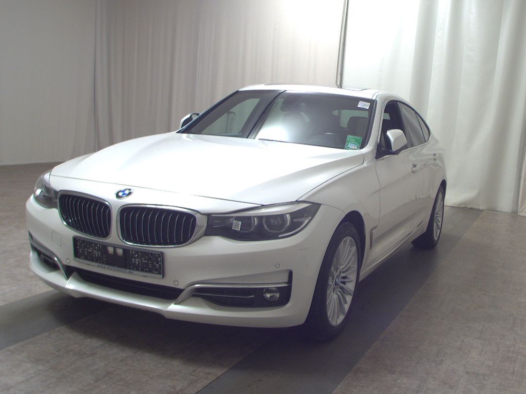 BMW 318 Gran Turismo 2020