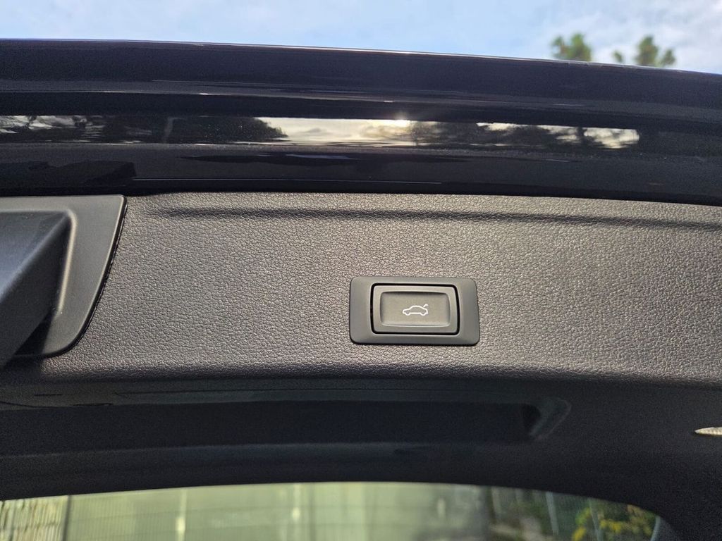 Audi A4 2023