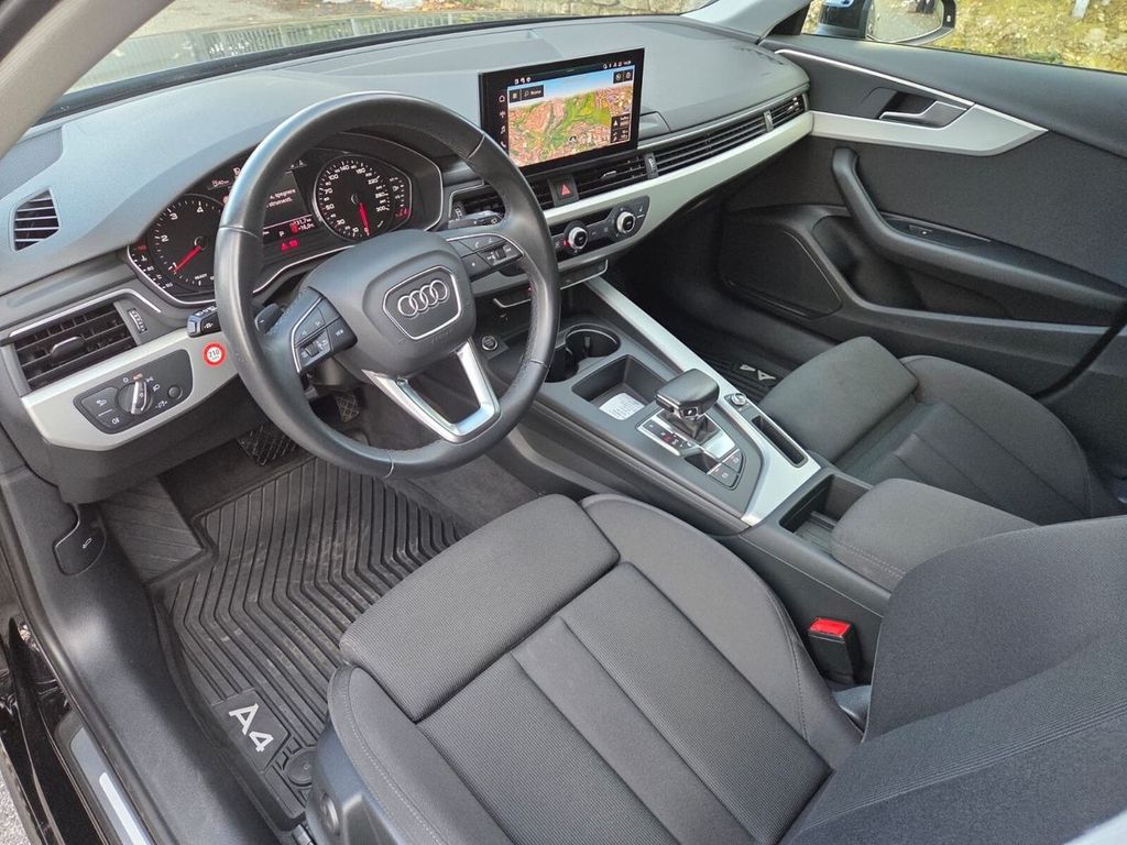 Audi A4 2023