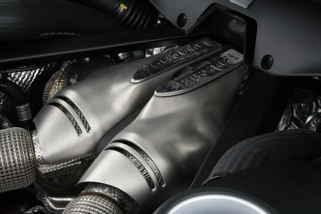 Ferrari 296 GTB 2024