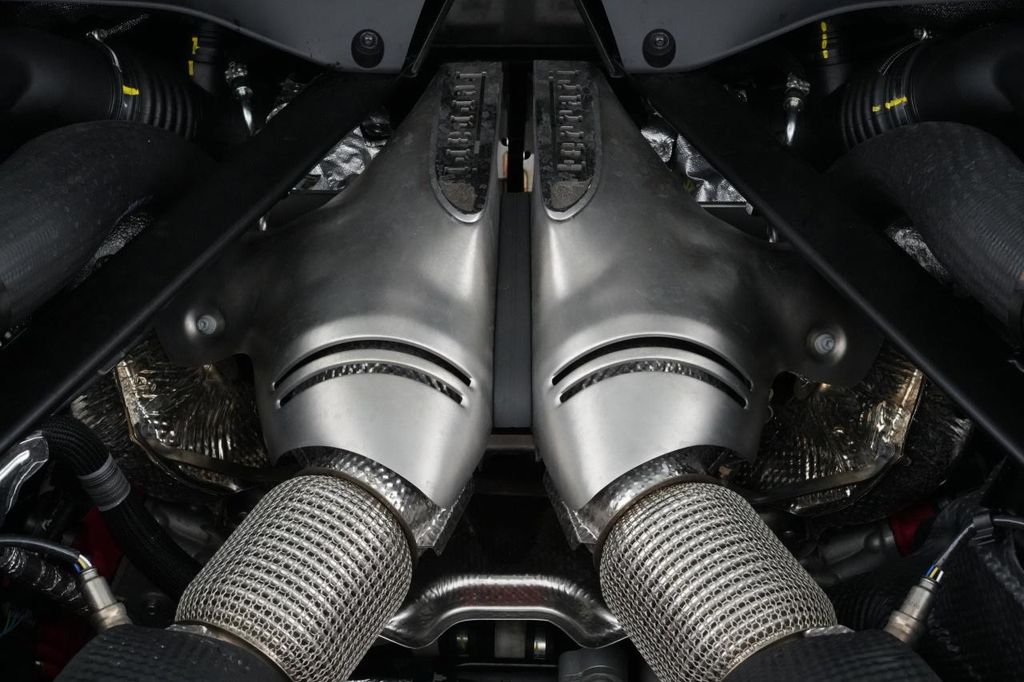 Ferrari 296 GTB 2024