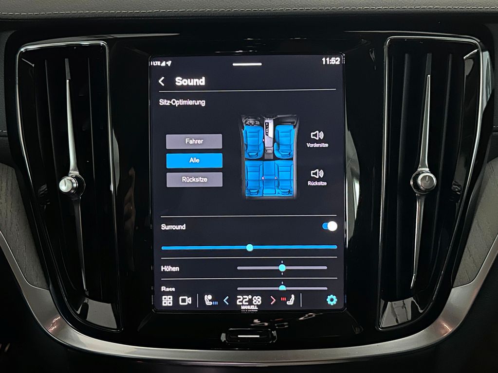 Volvo V60 Cross Country 2023