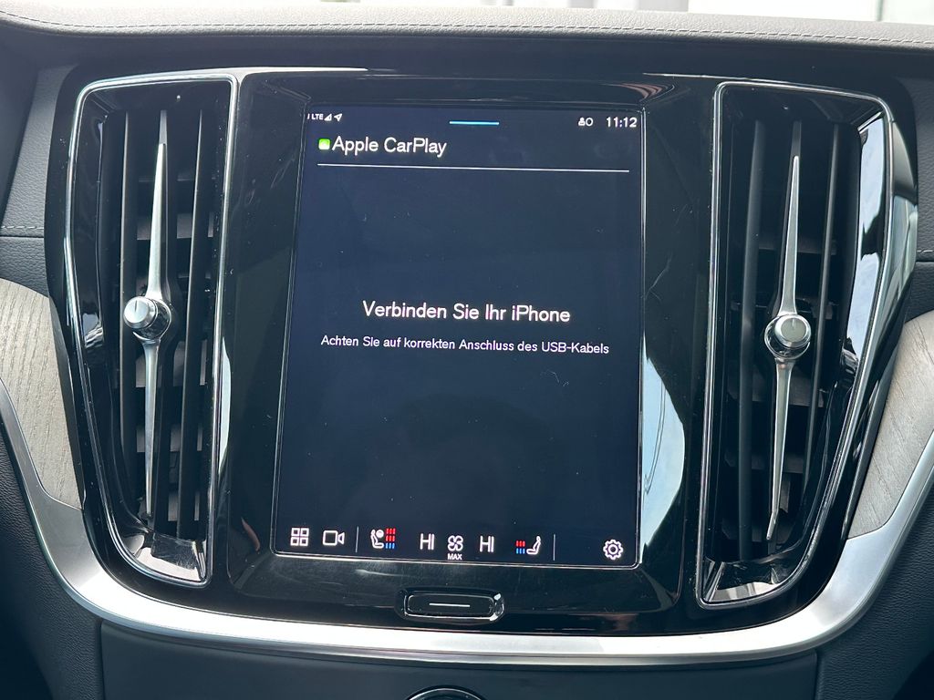 Volvo V60 Cross Country 2023