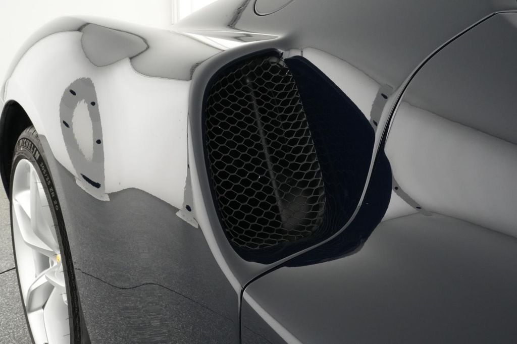 Ferrari 296 GTB 2024