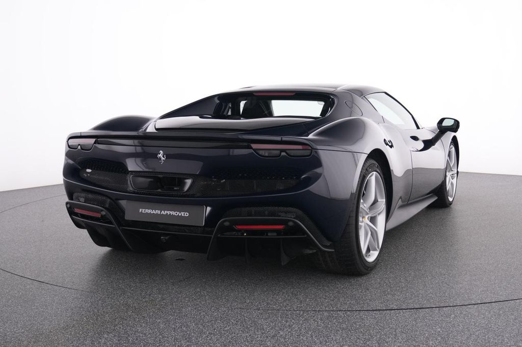 Ferrari 296 GTB 2024