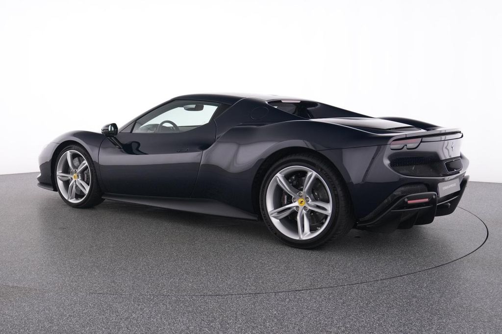 Ferrari 296 GTB 2024