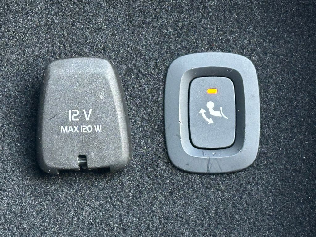 Volvo V60 Cross Country 2023