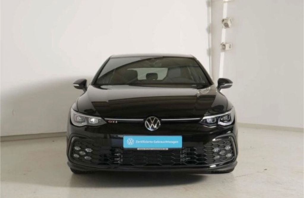 Volkswagen Golf 2024
