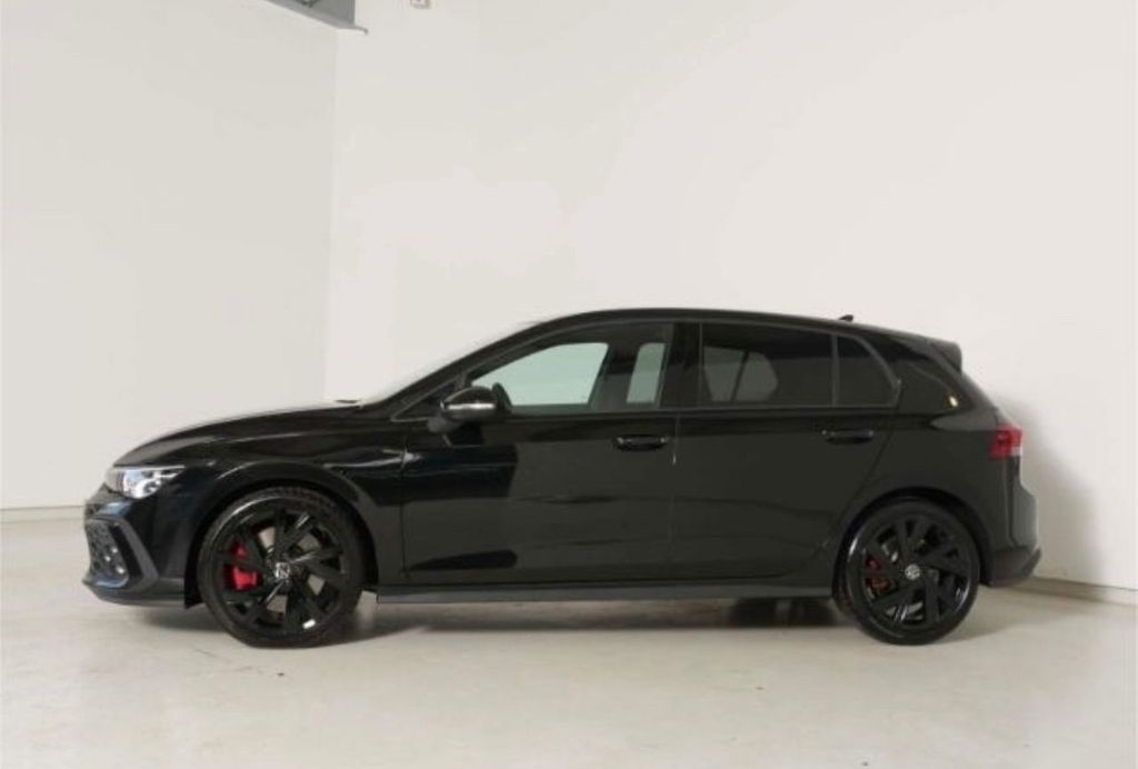 Volkswagen Golf 2024