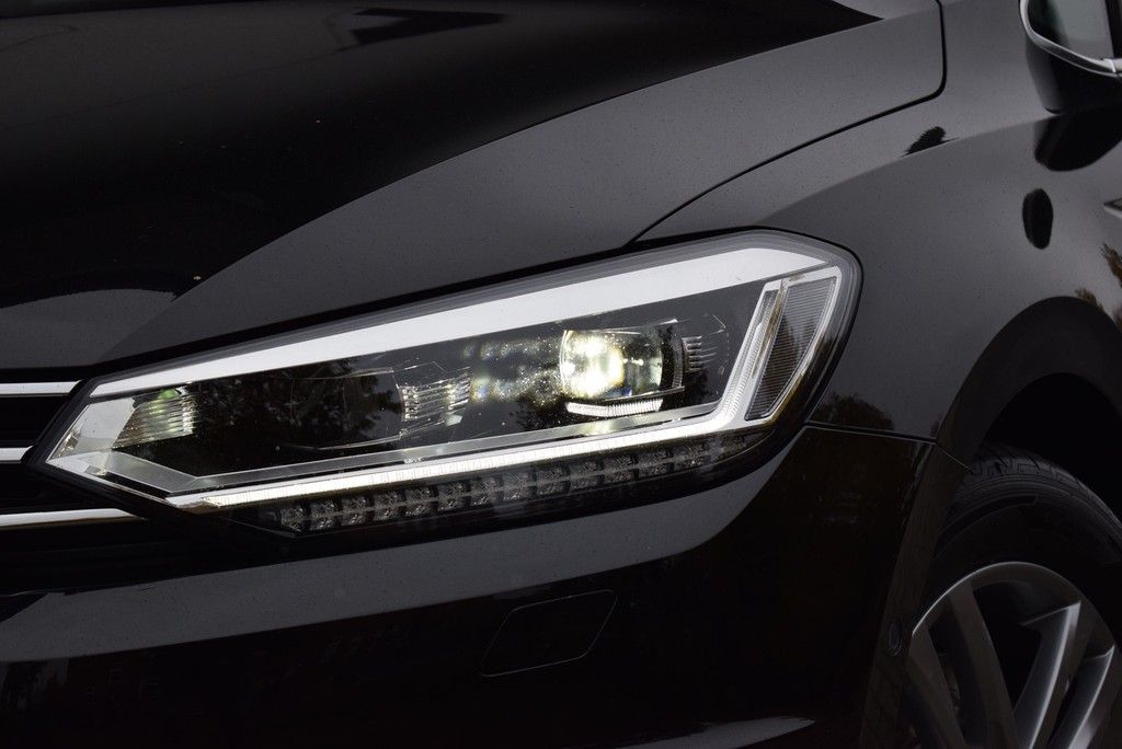 Volkswagen Touran 2025