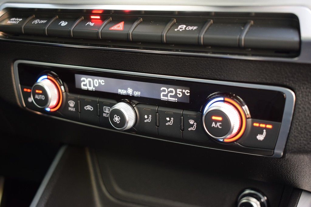 Audi SQ2 2024
