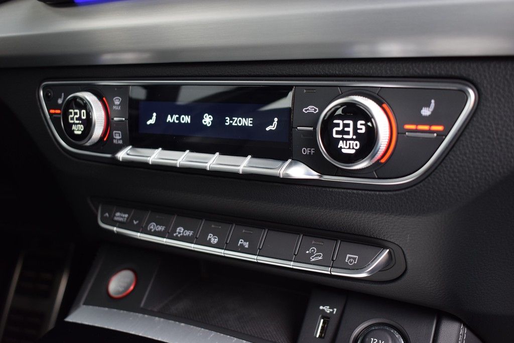 Audi SQ5 2021