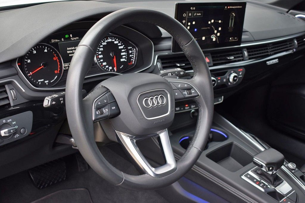 Audi A4 2022