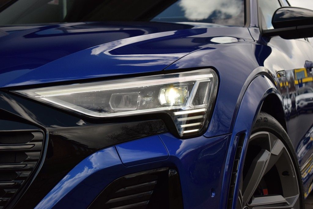 Audi SQ8 e-tron 2024