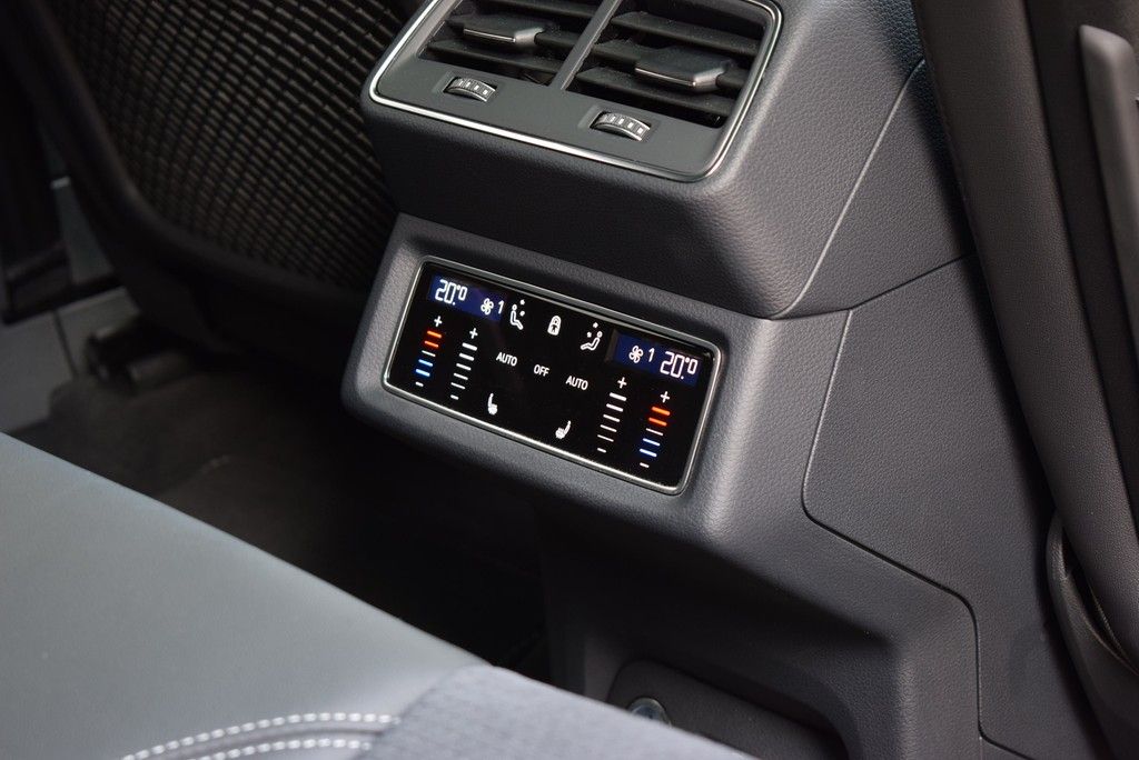 Audi SQ8 e-tron 2024