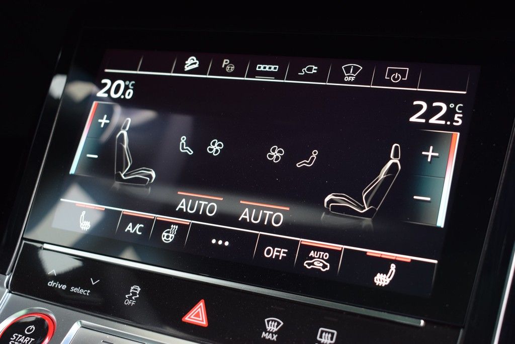 Audi SQ8 e-tron 2024