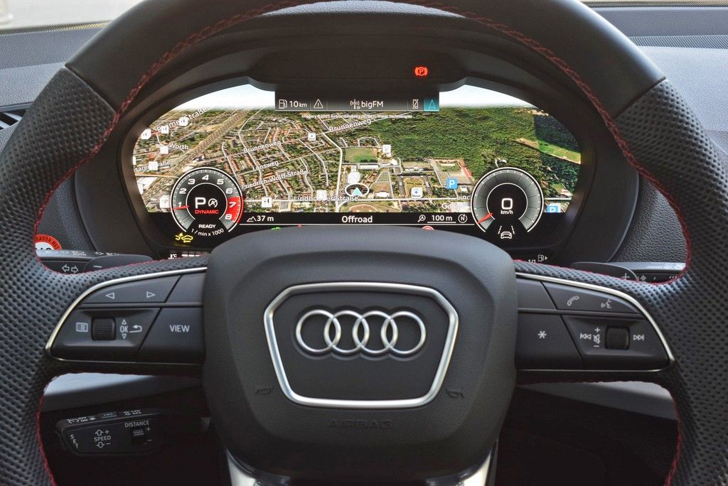 Audi SQ2 2024