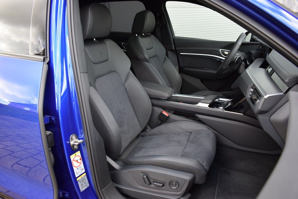 Audi SQ8 e-tron 2024