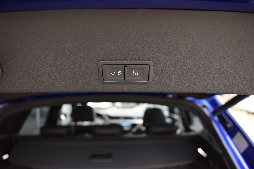 Audi SQ8 e-tron 2024