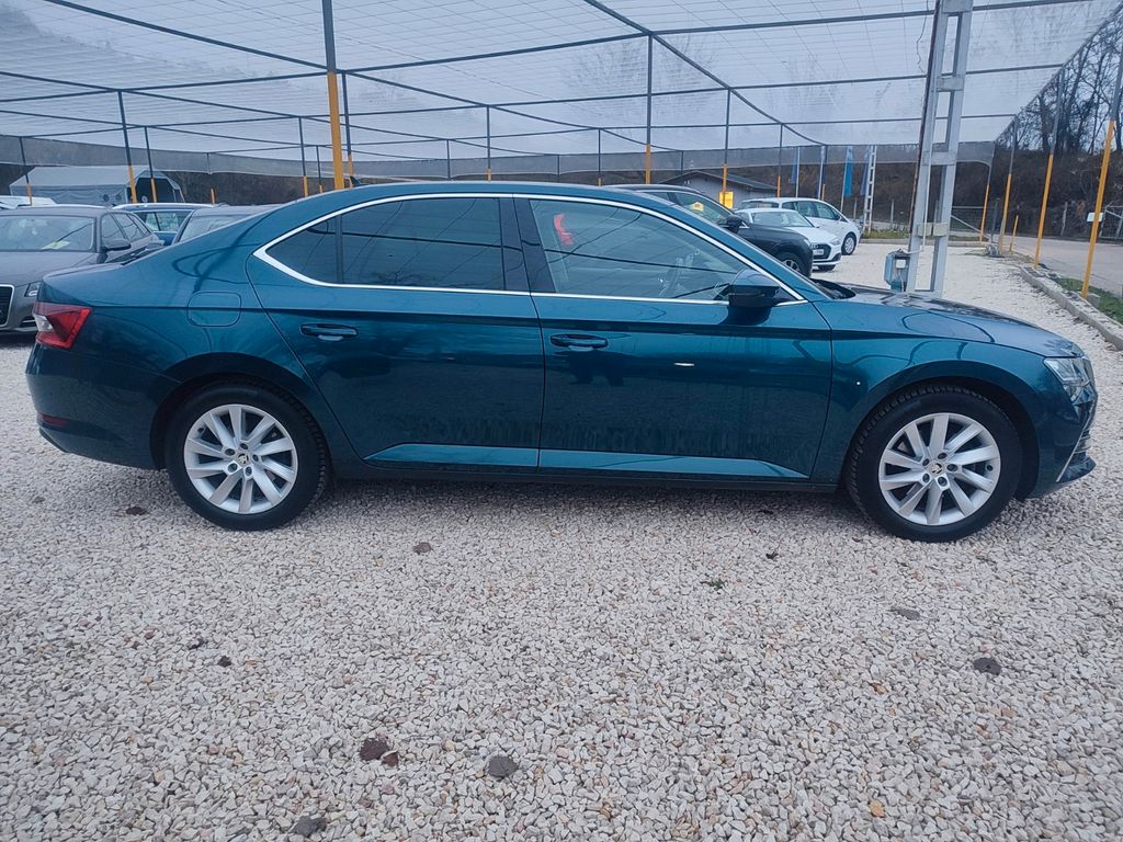 Skoda Superb 2021