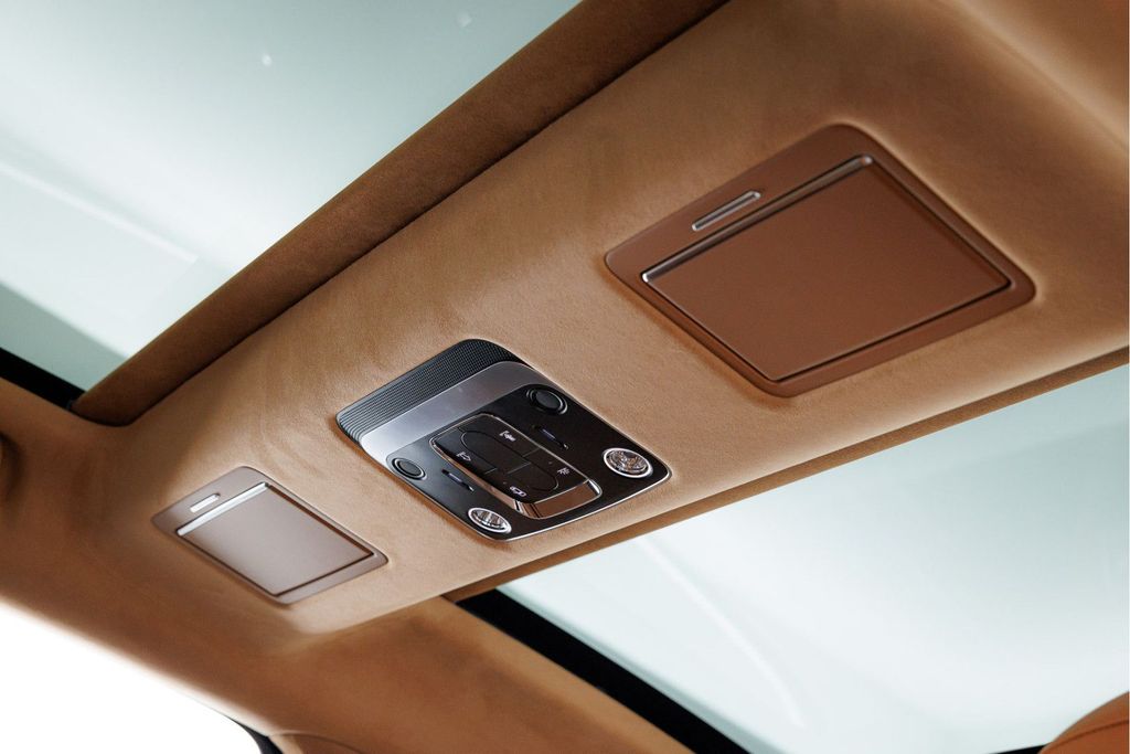 Bentley Flying Spur 2025